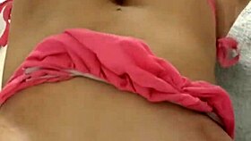 Latina masseur gets aroused by huge ass and allows homemade fucking.