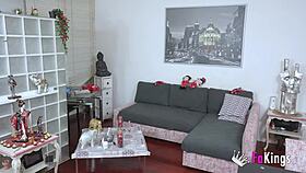 The milf Vanesa Colombiana teaches a young 18+ guy to fuck with mature girls