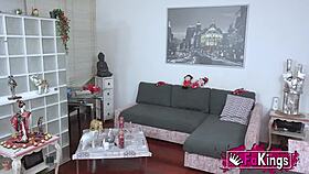 Vanesa Colombiana Wrecks Amateur Young Dude With Rough Doggystyle