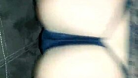 Ass shaking amateurs dive into muff for anal fun