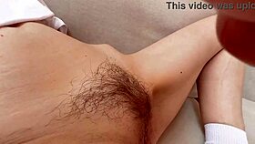 Girl needs the truth: is it better to lick a shaved pussy or a hairy one?