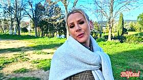 victoria cougar aux gros seins avec plein de fantasmes part 1