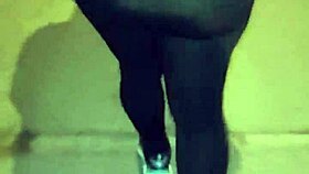 Mature big ass milf flashing see-through leggings on the street 😏