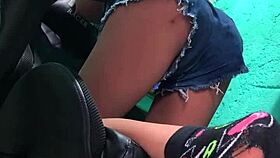 No Cusinho Da Loirinha Infio O Braso Todo Sex Toy!