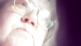 Hairy Pussy Peeing Video