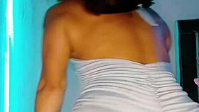 Check Out This Live Ass Shaking Dance