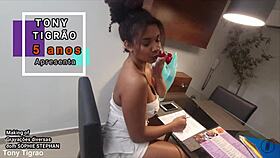 Is Sophie Stephan's Red Scene Deliciously Complete?