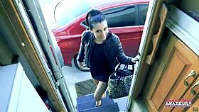 brunette raven lane fills her wet shaved pussy with a huge dildo 😍