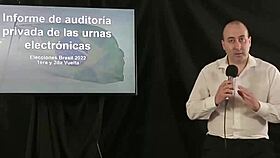 Argentinian head fucks brazilian head in ass