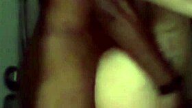 casi me descubre esposo follando con tio en ducha?