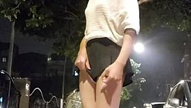 Ting Xuan shows butt and cums outdoors!
