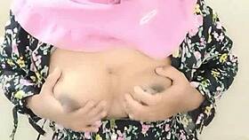 Adik Tiri Hijab Colmek Untuk Pacarnya