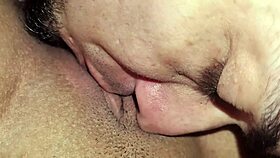 Adoro Chupar Essa Buceta Gg Greluda Dessa Milf