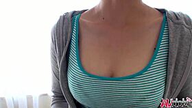 和服日本妹户外无码猛吸大屌？