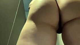 crazy squirting and fucking in the gym with big ass amateurs