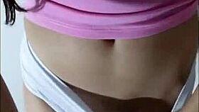 ตามสาวลับๆ เกือบโดนจับได้