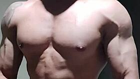 Strong Muscular Man Subscribes To Channel