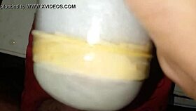 A dirty Moroccan amateur fucks a homemade pussy with cumshot