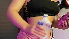 super hot cleaning in shorts 😍