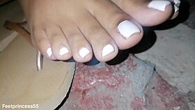 feet fetish with sexy toes