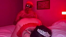 Goddessx Makes That Big Booty Clap On Bbc!