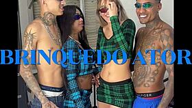 First time swapping couples with two young guys and girls, it's so delicious! 😍