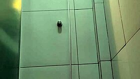 quer ver eu me exibindo no banho para seguidor safado?