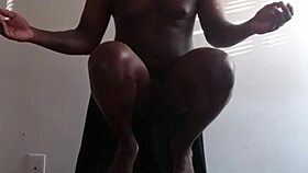 hey, i'm just working out for free without any tunes, feeling the burn