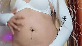 hermosa transexual blanca nieves in crossdressing