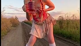 Elza kom performs a sexy dance as curvy latina