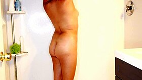 Latina strips off wet panties and jeans before stepping into the shower