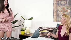 Aaliyah Love Shows Stepdaughter Maddy May How To Masturbate