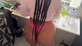 Bbw rabuda gostosa me chamou para ajudar ela n�o resisti e deixei ela bem arrobazinha