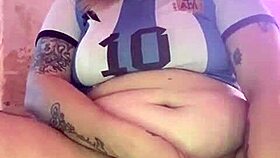see argentinian how she fuckher self until squirt 😈