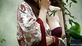 i'm a bit older but hot and busty