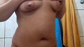 Pov Eu Descobri O Seu Segredinho Pra Ter A Bucetinha Tão Lisinha A Safada Usa Creminho