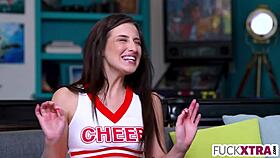 personal cheerleader decides to fuck her shy roommate in the dorm 😈