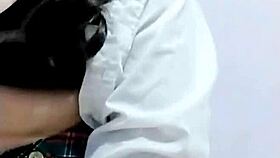 �las Morras De Bachillerato Tambi�n Saben Masturbarse Y Tener Orgasmos Inocente Alumna Culona Con El Uniforme Cada Vez Les Gusta La Verga A Mas Temprana Edad Casero