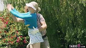 golf lessons for milf from two shemales