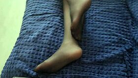 Arab milf lets jerk off to feet