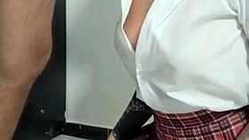 Colombian virgin in amateur casting blowjob