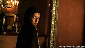 sexy brunette milf shows off her alluring body for amateurs