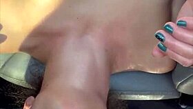 Hooker Feels Reluctant Facial