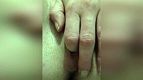i have wet creamy squirting orgasm solo