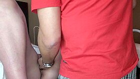 Amateur brunette babe gets creampie in shaved pussy