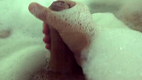 I Masturbate in Bubble Bath