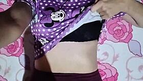 llev� a la de mi vecina a casa y me la foll� en el camino casero real