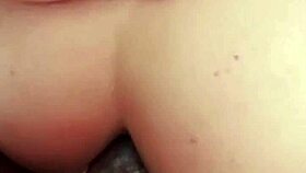 gemed falando para parar e nao aguentou a novinha do rabo grande milla liberou o cuzinho para o bem dotado mas implorou para ele parar anal dolorido