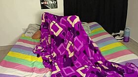 Colombian teen gets fucked by latina milf in homemade close up