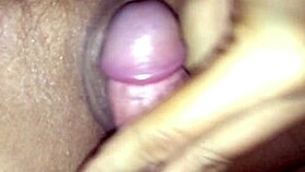 Mutual masturbation leads to wet pussy orgasm!